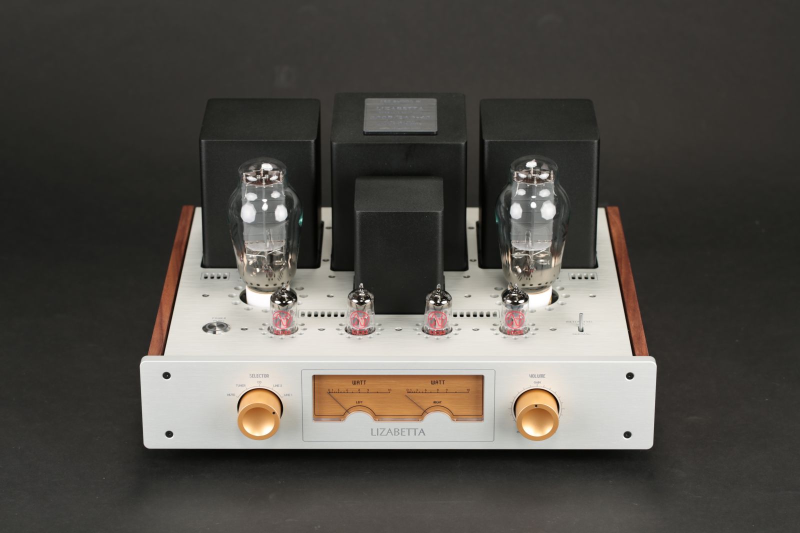 2025-10-28 리자베타 XE 004.JPG